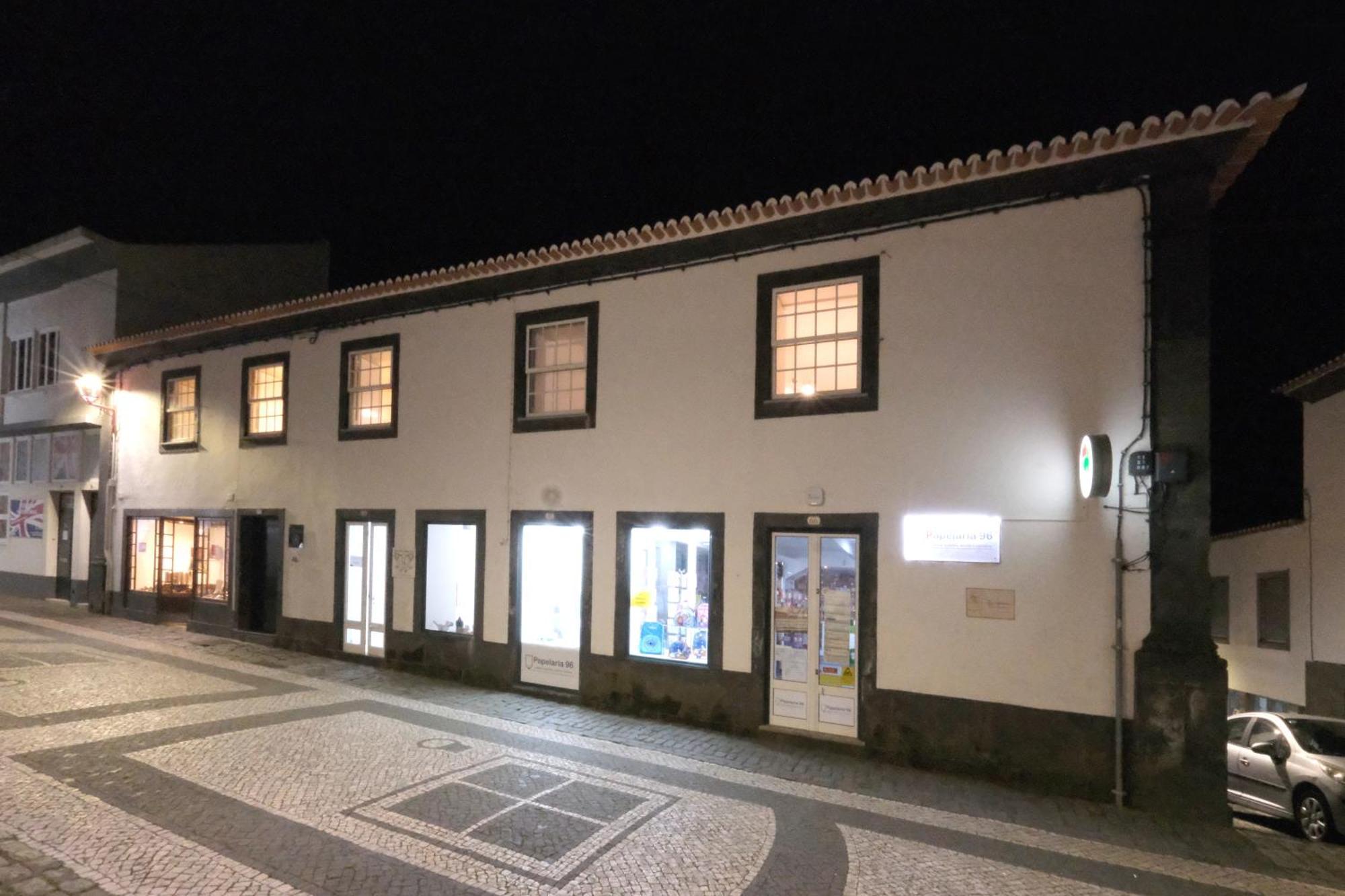 Apartamentos Azera - Antonio Azera Praia da Vitória Εξωτερικό φωτογραφία
